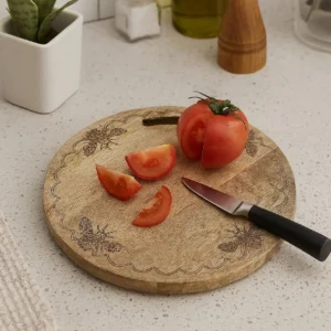 Dancing Bee chopping board