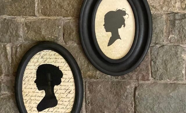 Silhouette Vintage Lady Pair