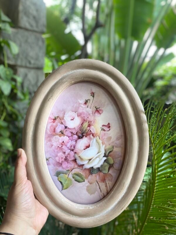Beige Beauty Frame